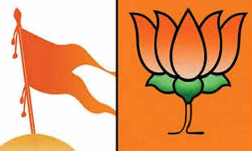 പന്തളം നഗരസഭ ചെയർപേഴ്സന്റെ രാജി: ബി.ജെ.പിയും ആർ.എസ്.എസും രണ്ടുതട്ടിൽ പന്തളം നഗരസഭ ചെയർപേഴ്സന്റെ രാജി: ബി.ജെ.പിയും ആർ.എസ്.എസും രണ്ടുതട്ടിൽ