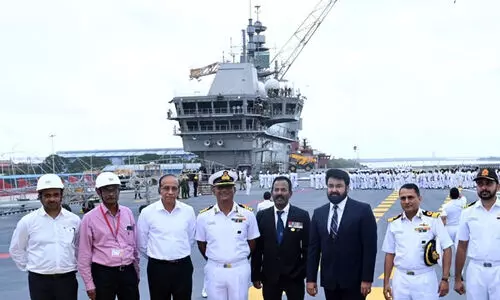 Actor Mohan lal visit INS Vikrant