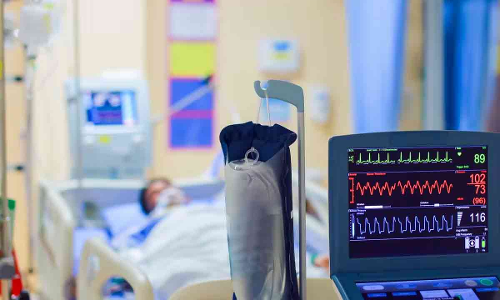 പ്രണയബന്ധം ഒഴിവാക്കാൻ കൂട്ടാക്കിയില്ല  പെൺകുട്ടിയെ കൊല്ലാൻ ക്വട്ടേഷൻ കൊടുത്ത് പിതാവ്