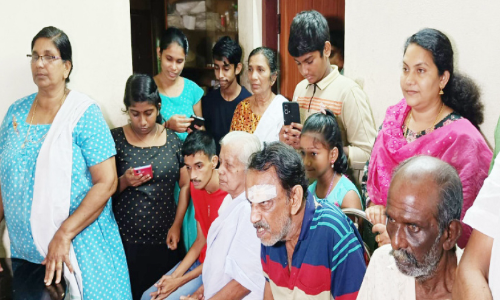 എൽദോയുടെ വീട്ടിലും നാട്ടിലും ആഹ്ലാദപ്പെരുമഴ