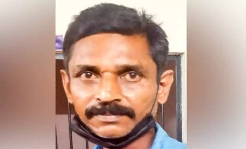 കോടതിയില്‍ ഹാജരാകാതെ   മുങ്ങിനടന്ന പ്രതിയെ പിടികൂടി