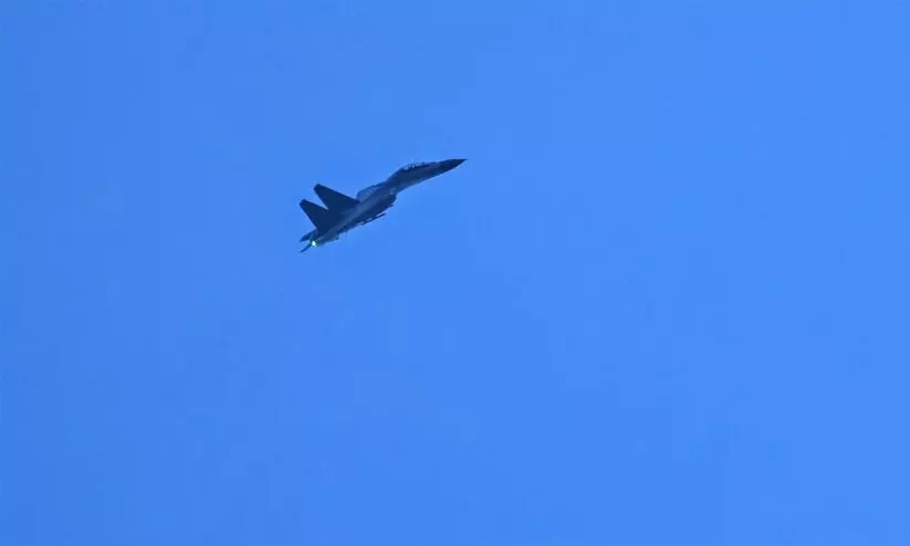 സൈനികാഭ്യാസം തുടർന്ന് ചൈന; നടത്തുന്നത് തായ്വാൻ പിടിക്കാനുള്ള ട്രയൽ? സൈനികാഭ്യാസം തുടർന്ന് ചൈന; നടത്തുന്നത് തായ്വാൻ പിടിക്കാനുള്ള ട്രയൽ?