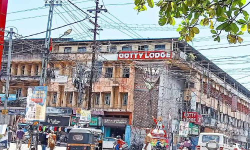 തിരുനക്കര ബസ്​സ്റ്റാൻഡ്​ ഷോപ്പിങ്​ കോംപ്ലക്സ്: ഒഴിപ്പിക്കൽ തടയുമെന്ന്​ സംരക്ഷണസമിതി