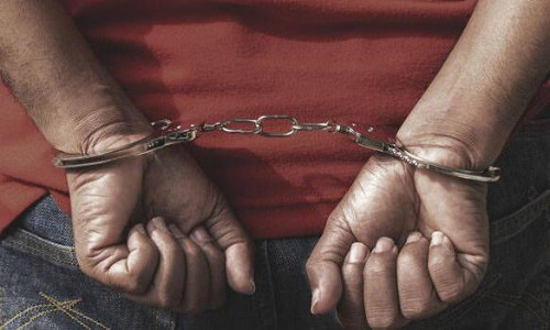 വീട്ടിൽ ചാരായം ഉണ്ടാക്കി വിറ്റയാൾ അറസ്റ്റിൽ