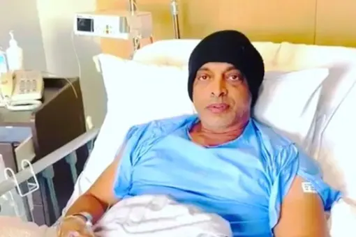 ഞാൻ വേദനയിലാണ്; നിങ്ങളുടെ പ്രാർഥനകൾ വേണം, ആശുപത്രി കിടക്കയിൽ നിന്ന് ഷുഹൈബ് അക്തർ