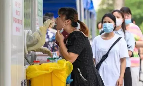 കോവിഡ് വ്യാപനം; ചൈനയിൽ പെട്ടുപോയത് 80,000 വിനോദസഞ്ചാരികൾ