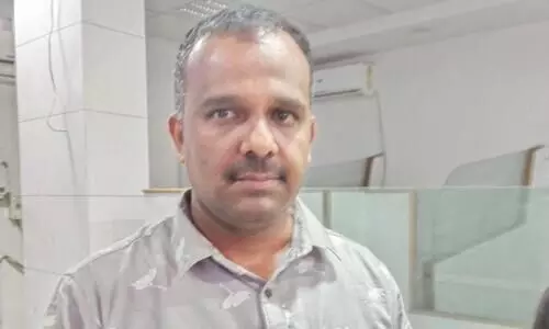 കൈക്കൂലി വാങ്ങുന്നതിനിടെ അടിമാലി പഞ്ചായത്തിലെ സീനിയര്‍ ക്ലാര്‍ക്ക് വിജിലന്‍സ് പിടിയില്‍