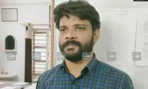 കുപ്രസിദ്ധ കള്ളൻ പെരിയാട്ടടുക്കം റിയാസ് കോടതിയിൽനിന്ന് ചാടി ഭാര്യവീട്ടിൽ ഒളിവിൽ കഴിയവെ പിടിയിൽ