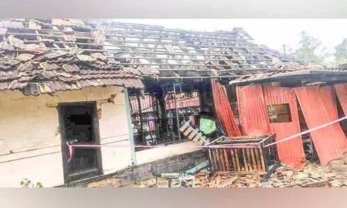 വെടിമരുന്ന് ഷെഡിന് തീപിടിച്ച് അഞ്ചുപേർക്ക് പരിക്ക്