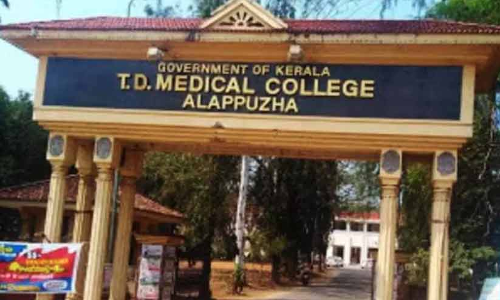 ആലപ്പുഴ മെഡിക്കല്‍ കോളജിൽ പാരസെറ്റാമോൾ പോലും കിട്ടാനില്ല