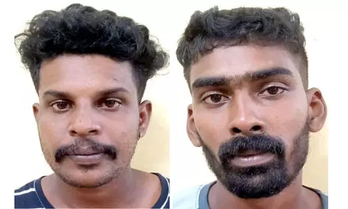 പൊലീസ് ഉദ്യോഗസ്ഥനെയും കുടുംബത്തെയും ആക്രമിച്ച കേസിൽ രണ്ടുപേർ പിടിയിൽ