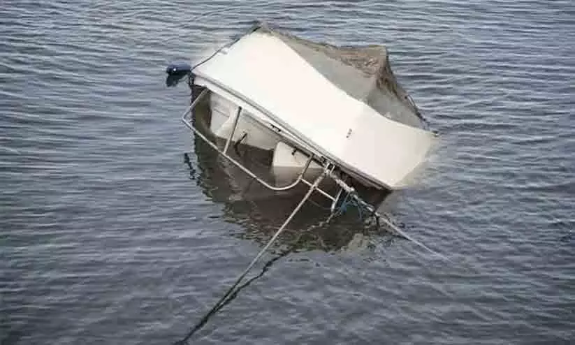 ഗ്രീസിൽ ബോട്ട് മുങ്ങി 50 അഭയാർഥികളെ കാണാതായി