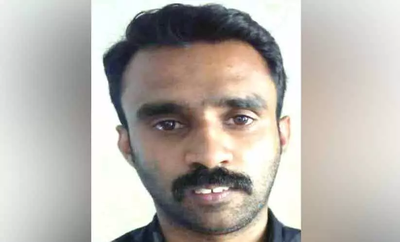 ബാങ്കിൽ പണമടച്ച രസീത് കാണിച്ച് കബളിപ്പിക്കൽ; യുവാവ് അറസ്റ്റിൽ ബാങ്കിൽ പണമടച്ച രസീത് കാണിച്ച് കബളിപ്പിക്കൽ; യുവാവ് അറസ്റ്റിൽ