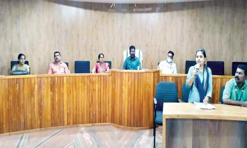 തെരുവുനായ് നിയന്ത്രണ പദ്ധതിക്ക് പൊന്നാനിയിൽ വീണ്ടും തുടക്കമാകുന്നു തെരുവുനായ് നിയന്ത്രണ പദ്ധതിക്ക് പൊന്നാനിയിൽ വീണ്ടും തുടക്കമാകുന്നു