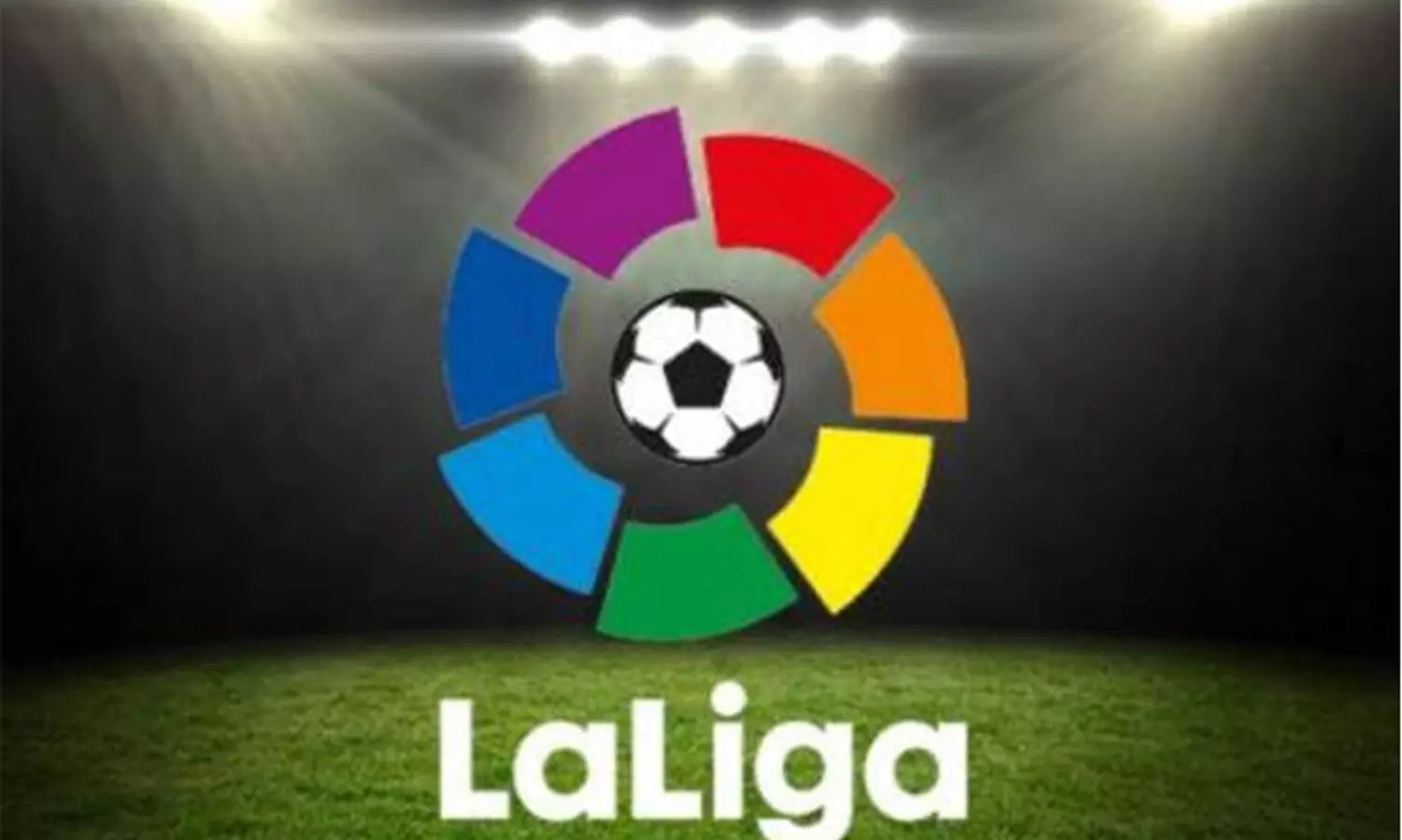 ലാ ലിഗക്ക് കിക്കോഫ്: റയൽ കടക്കാൻ ബാഴ്സ