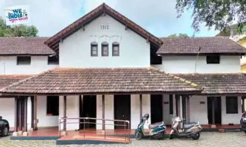 വാനിൽ പറന്നു; ആത്മാഭിമാനത്തിന്റെ ത്രിവർണ പതാക