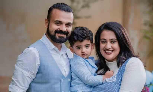 Priyas Reaction About Husband Kunchacko Bobans Nna Than Case Kodu Movie Priyas Reaction About Husband Kunchacko Bobans Nna Than Case Kodu Movie