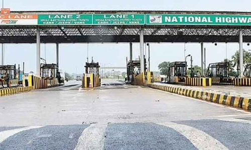 മണ്ണുത്തി–ഇടപ്പള്ളി ദേശീയപാത അറ്റകുറ്റപ്പണി മണ്ണുത്തി–ഇടപ്പള്ളി ദേശീയപാത അറ്റകുറ്റപ്പണി