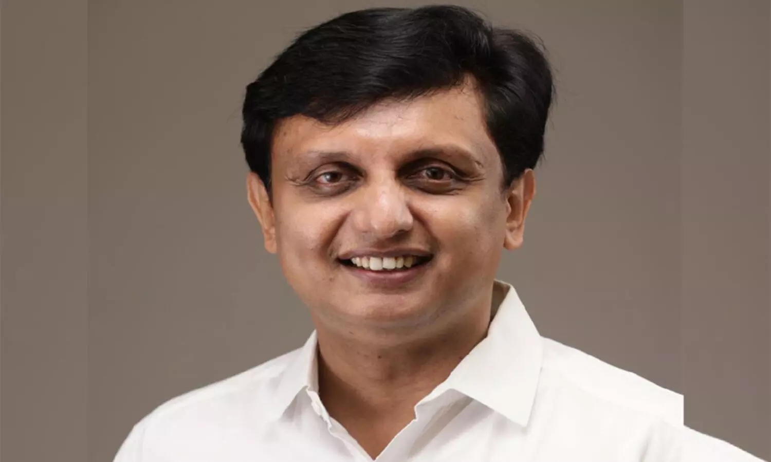 ദേശീയപാതയിലെ കുഴികളടക്കാൻ സഹായിക്കാം; മന്ത്രി മുഹമ്മദ് റിയാസ്