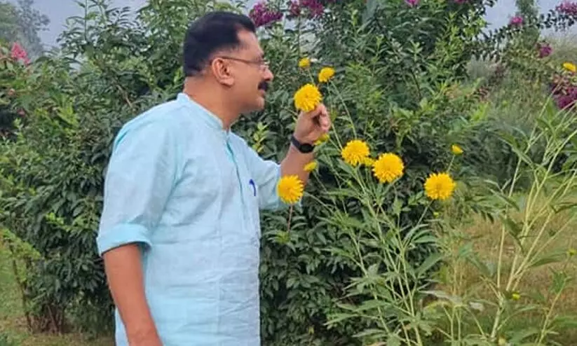 ആസാദ് കശ്മീർ വിശേഷണത്തിൽ ജലീലിന്റെ വിശദീകരണം; ഇന്ത്യൻ അധീന ജമ്മു കശ്മീരിനെക്കുറിച്ച് പ്രതികരണമില്ല ആസാദ് കശ്മീർ വിശേഷണത്തിൽ ജലീലിന്റെ വിശദീകരണം; ഇന്ത്യൻ അധീന ജമ്മു കശ്മീരിനെക്കുറിച്ച് പ്രതികരണമില്ല