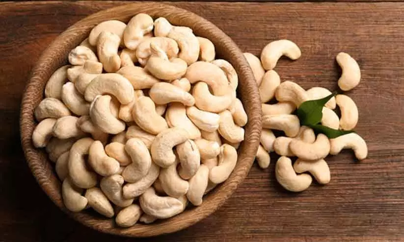 ഓണക്കിറ്റ്: 80 ലക്ഷം കശുവണ്ടി പാക്കറ്റ് തയാർ