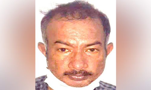 കാറും ഇരുചക്രവാഹനങ്ങളും കത്തിച്ച സംഭവത്തിൽ ഒരാൾ പിടിയിൽ