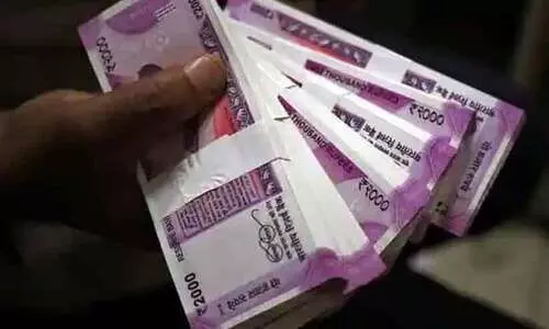 എസ്.എസ്.എൽ.സിക്ക് എ പ്ലസ് നേട്ടം; ഉത്തർപ്രദേശ് സ്വദേശിയുടെ കുടുംബത്തിന് ഭൂമി വാങ്ങാൻ തുക കൈമാറി