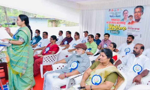 തൈക്കടപ്പുറം കുടുംബാരോഗ്യ കേന്ദ്രം മന്ത്രി നാടിന് സമർപ്പിച്ചു