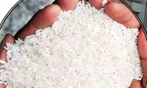 വയനാട്ടിൽ ഇരുമ്പു സംപുഷ്‌ടീകരിച്ച അരി വിതരണം ചെയ്യാനുള്ള തീരുമാനം പിൻവലിക്കണം- മന്ത്രിക്ക് കത്ത് നൽകി