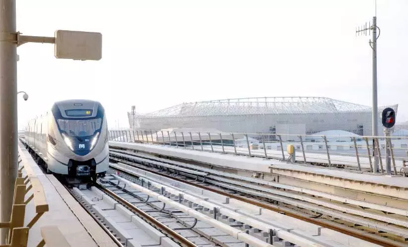 ആരാധകർ ഒഴുകട്ടെ; ഗതാഗതം സുരക്ഷിത ട്രാക്കിലാക്കി മെട്രോ ആരാധകർ ഒഴുകട്ടെ; ഗതാഗതം സുരക്ഷിത ട്രാക്കിലാക്കി മെട്രോ