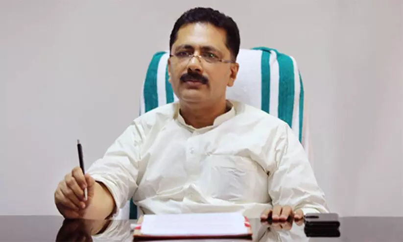 ഡൽഹി പരിപാടികൾ റദ്ദാക്കി കെ.ടി. ജലീൽ തിരക്കിട്ട് മടങ്ങി ഡൽഹി പരിപാടികൾ റദ്ദാക്കി കെ.ടി. ജലീൽ തിരക്കിട്ട് മടങ്ങി