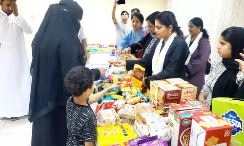 നാടുകടത്തൽ കേന്ദ്രത്തിൽ സഹായവുമായി നവോദയ