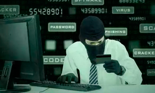 ബാങ്ക് അക്കൗണ്ട് ഹാക്ക് ചെയ്ത് പണം തട്ടിയെടുത്തതായി പരാതി