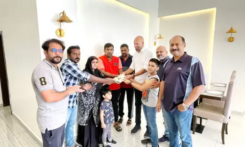 യാത്രയയപ്പ് നൽകി