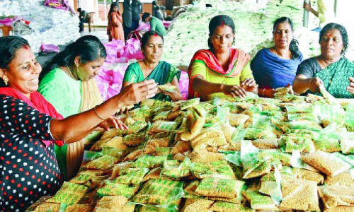 ഓണക്കിറ്റുകള്‍ ഒരുങ്ങുന്നു