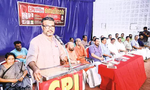 വർഗീയ ഫാഷിസത്തിനും കോർപറേറ്റ് ശക്തികൾക്കുമെതിരെ പോരാടണം -സ്പീക്കർ