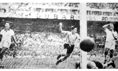 മാറക്കാനയെ നിശ്ശബ്ദമാക്കിയ ഗിഹിയ മാറക്കാനയെ നിശ്ശബ്ദമാക്കിയ ഗിഹിയ