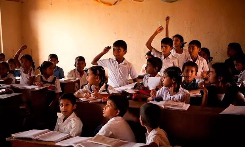 പ്രഥമാധ്യാപകന്റെ ഒഴിവു നികത്തുന്നില്ല; താളംതെറ്റി സ്കൂളിന്റെ പ്രവർത്തനം പ്രഥമാധ്യാപകന്റെ ഒഴിവു നികത്തുന്നില്ല; താളംതെറ്റി സ്കൂളിന്റെ പ്രവർത്തനം