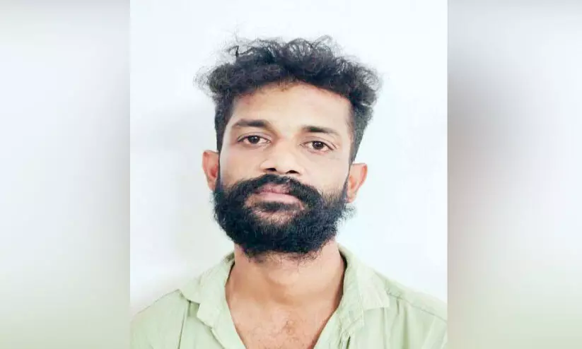 കാപ്പ ചുമത്തി നാടുകടത്തി കാപ്പ ചുമത്തി നാടുകടത്തി