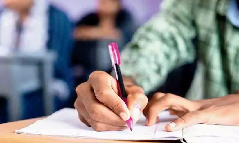 മുംബൈയിൽ പ്രഫഷനൽ ബിരുദ\ഡിപ്ലോമ കോഴ്സുകൾക്ക് വിദ്യാർഥികളില്ല മുംബൈയിൽ പ്രഫഷനൽ ബിരുദ\ഡിപ്ലോമ കോഴ്സുകൾക്ക് വിദ്യാർഥികളില്ല