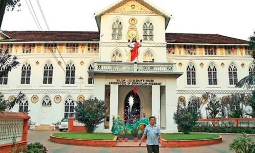 സഭാ തർക്കം: വൈദികർക്ക് കൂട്ടസ്ഥലം മാറ്റം