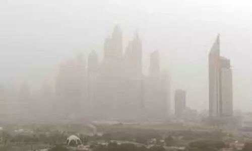 പൊടിക്കാറ്റ്: വിമാനങ്ങൾ വഴിതിരിച്ചുവിട്ടു