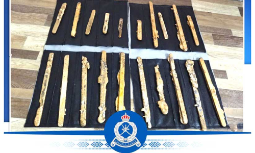 മലയാളിയുടെ ജ്വല്ലറിയിൽ കവർച്ച നടത്തിയ മൂന്നുപേർ പിടിയിൽ