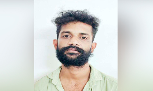 കാപ്പ ചുമത്തി നാടുകടത്തി