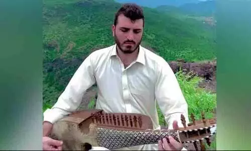 സ്വാതന്ത്ര്യദിനത്തിൽ ഇന്ത്യക്കാർക്ക് സമ്മാനവുമായി പാകിസ്താനിൽ നിന്നൊരു കലാകാരൻ