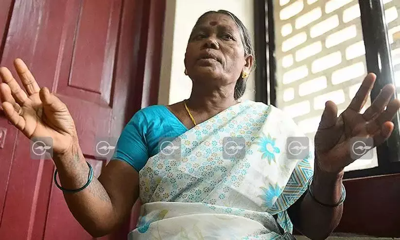 അട്ടപ്പാടി: ഭൂമി കൈയേറിയതിനെതിരെ ചെല്ലമ്മ ഹൈക്കോടതിയിൽ ഹരജി നൽകി അട്ടപ്പാടി: ഭൂമി കൈയേറിയതിനെതിരെ ചെല്ലമ്മ ഹൈക്കോടതിയിൽ ഹരജി നൽകി