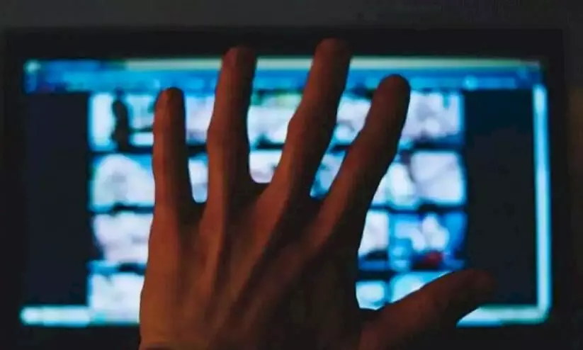 According to the police, gangs are active in creating fake profiles According to the police, gangs are active in creating fake profiles