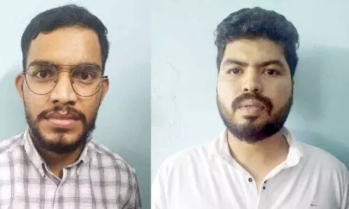 കരിപ്പൂരിൽ വീണ്ടും പൊലീസ് സ്വര്‍ണം പിടികൂടി