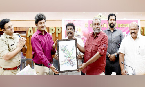 നെഹ്റു ട്രോഫി വള്ളംകളിയുടെ ഭാഗ്യചിഹ്നമായി നെഹ്റു ട്രോഫി വള്ളംകളിയുടെ ഭാഗ്യചിഹ്നമായി