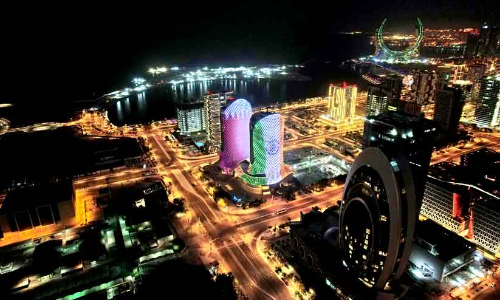 ത്രി​​വ​​ർ​​ണ​​മ​​ണി​​ഞ്ഞ്​ ഖ​​ത്ത​​ർ